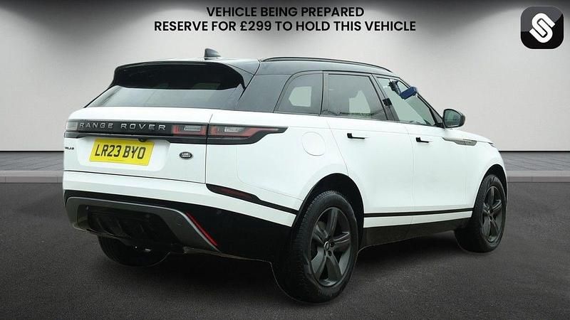 Used Land Rover Range Rover Velar R-Dynamic 249 HP (183 kW) 2023 Ostuni pearl white SUV