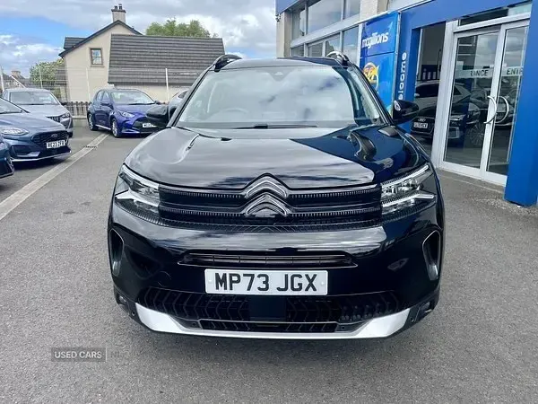 Używany Citroën C5 PureTech 2024 Czarny Hatchback