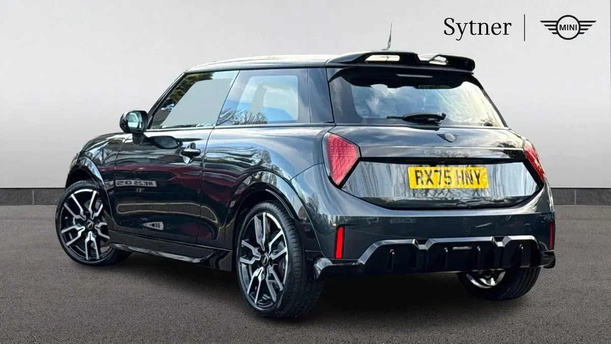 Used Mini Cooper Hatch 113 kW (154 HP) 2025 Grey Hatchback