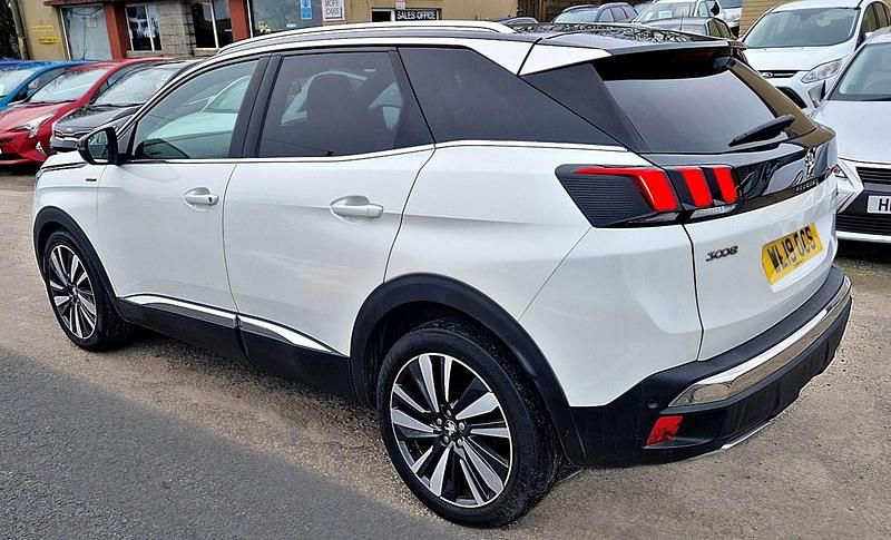 Used Peugeot 3008 Premium 2019 White SUV