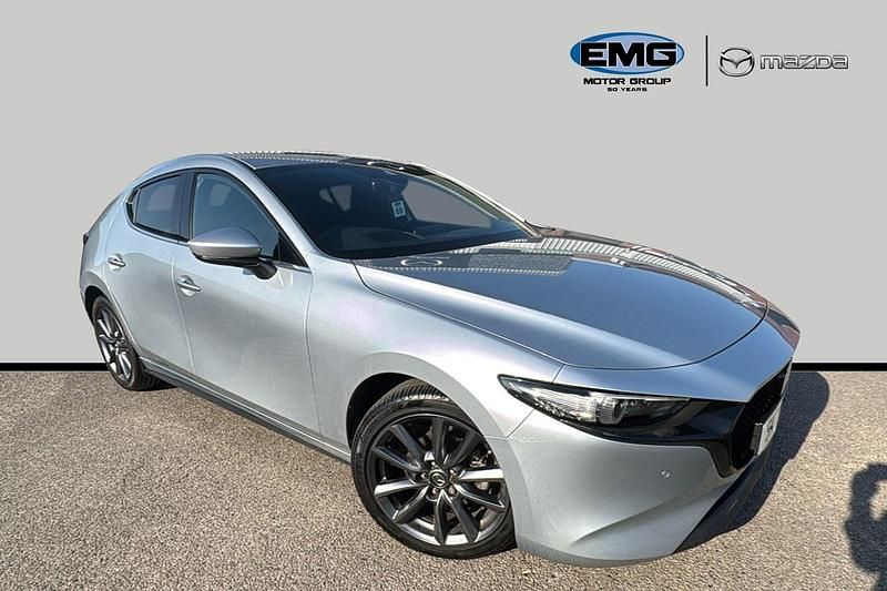 Begagnad Mazda 3 Inclusive 122 HK (89 kW) 2021 Silver Halvkombi