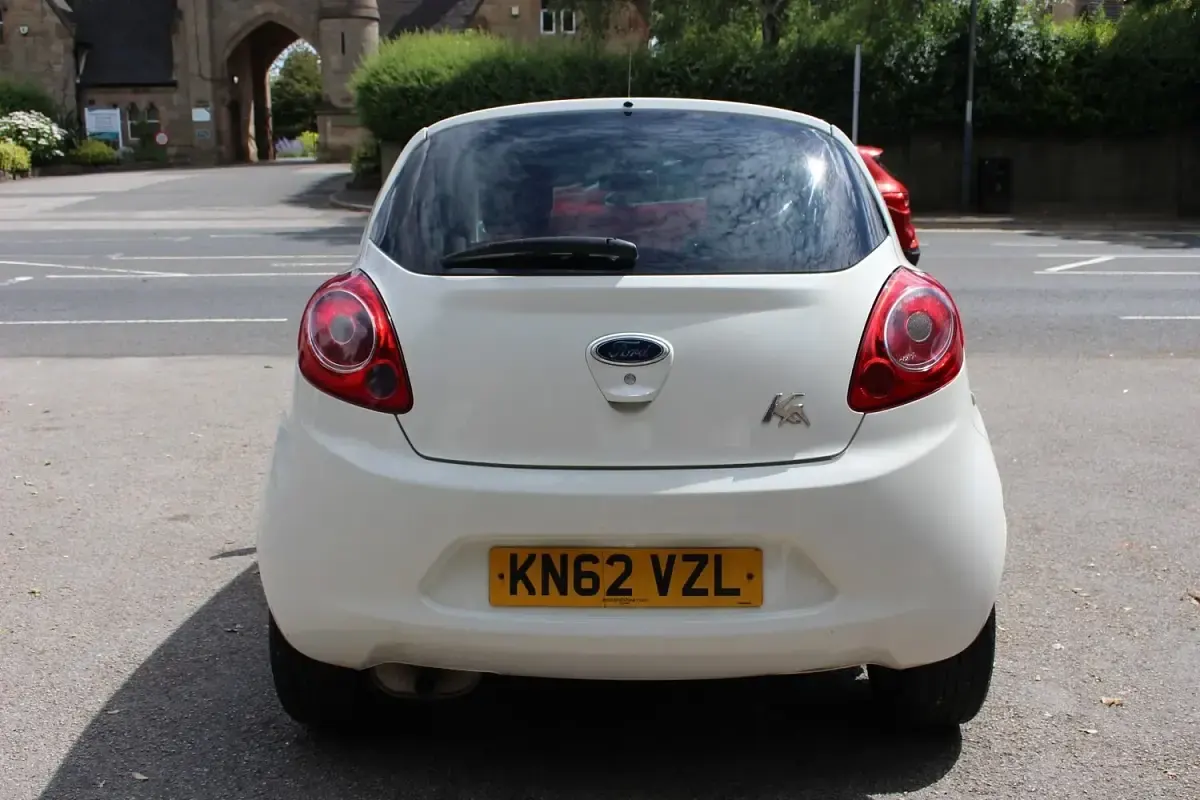 Used Ford Ka Zetec 2012 White Hatchback