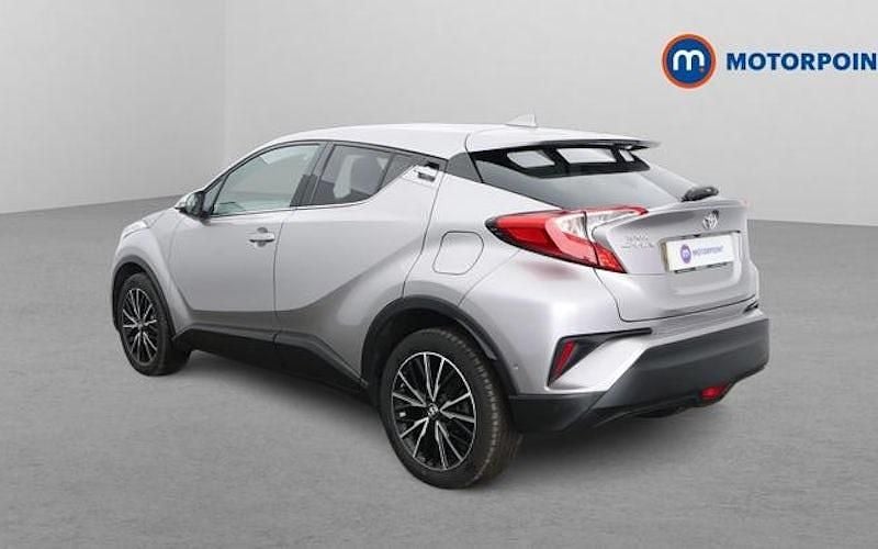 Used Toyota C-HR 116 HP (85 kW) 2018 Silver SUV