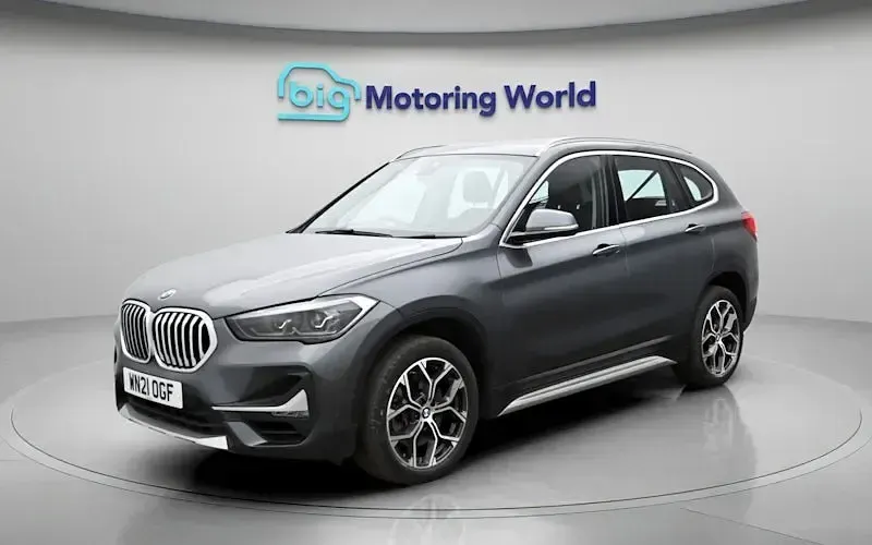 Usado BMW X1 xLine 192 CV (141 kW) 2021 Gris SUV