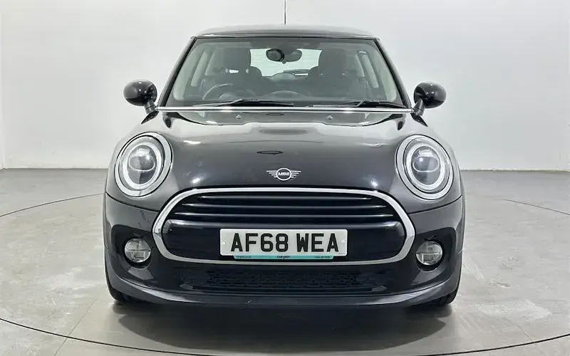 Used Mini Cooper Hatch 136 HP (100 kW) 2018 Black Hatchback