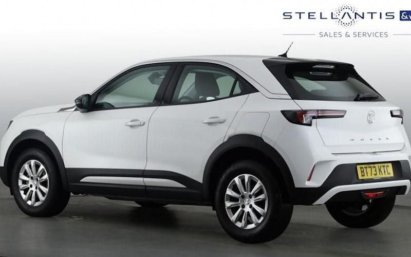 Used Vauxhall Mokka Design Edition 101 HP (74 kW) 2023 White SUV