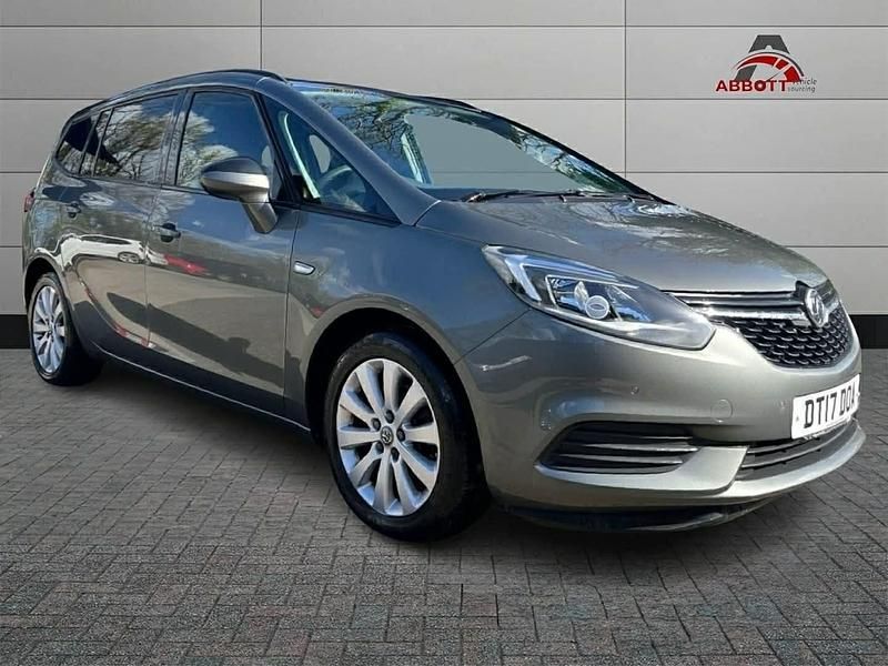 Used Vauxhall Zafira Design Edition 134 HP (98 kW) 2017 Grey MPV