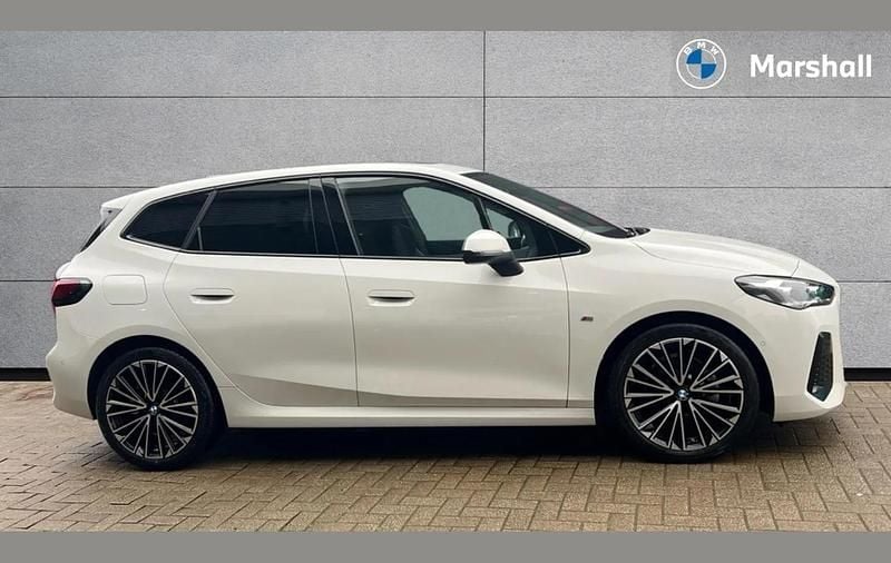 Used BMW 220 M Sport 154 HP (113 kW) 2024 White Estate