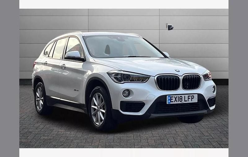 Mineral white Used 2018 BMW X1 Sport Line SUV | £15,290 (Good price) - Image 1/2