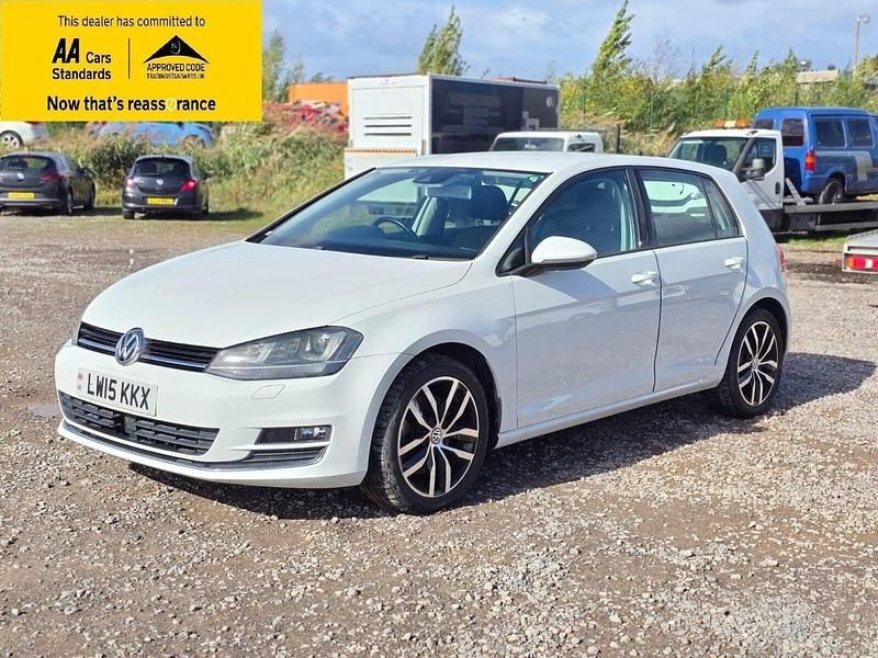 Used VW Golf VII S 125 HP (91 kW) 2015 White Hatchback