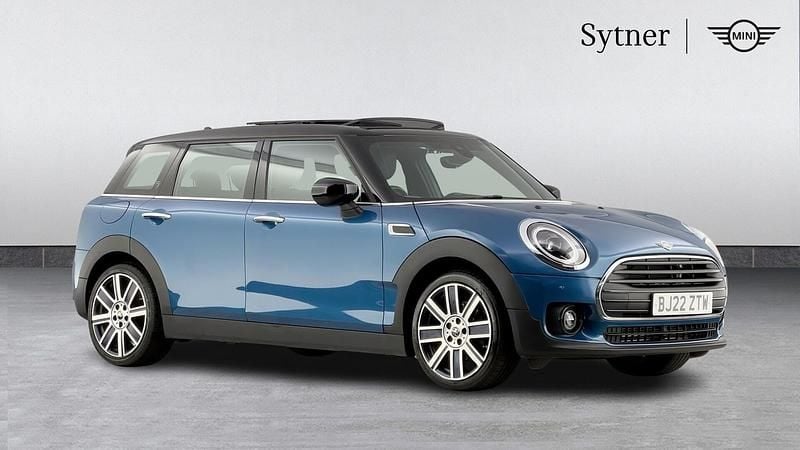 Blue Used 2022 Mini Cooper Clubman Exclusive Estate | £18,750 (Fair price) - Image 1/4