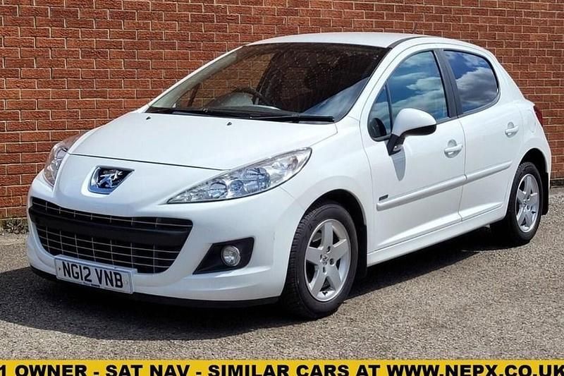 White Used 2012 Peugeot 207 Sportium Hatchback | £2,995 (Fair price) - Image 1/1