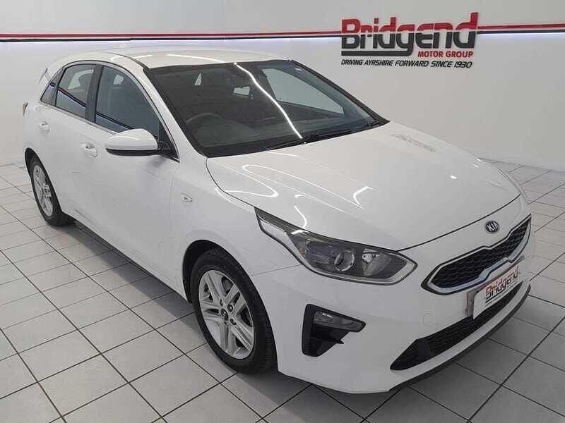 White Used 2019 Kia Ceed 2 Hatchback | £9,999 (Fair price) - Image 1/4