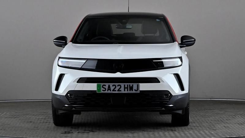 Used Vauxhall Mokka SRi 100 kW (136 HP) 2022 White SUV
