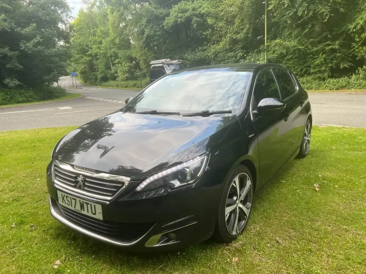Used Peugeot 308 GT-line 150 HP (110 kW) 2017 Black Hatchback