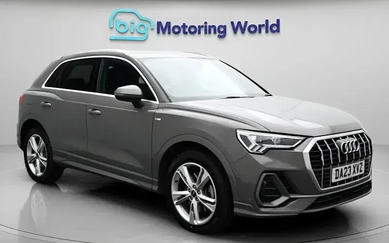 Używany Audi Q3 S-Line 245 KM (180 kW) 2023 SUV