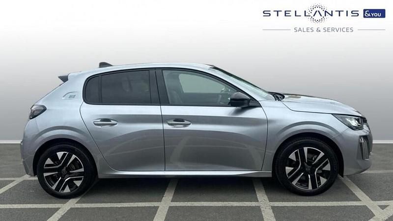 New Peugeot e-208 Allure 98 kW (134 HP) 2025 Grey Hatchback