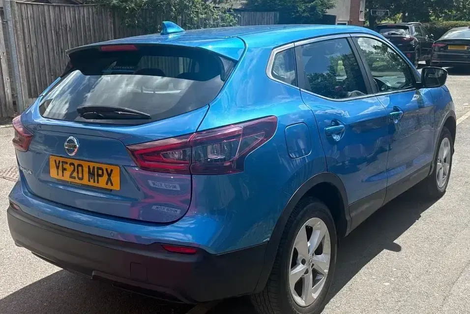 Used Nissan Qashqai Acenta Premium 2020 Blue SUV