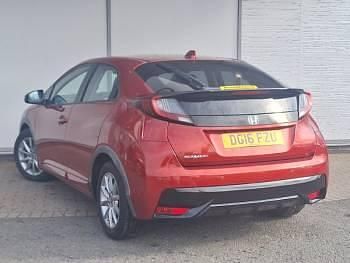 Used Honda Civic SE Plus 120 HP (88 kW) 2016 Red Hatchback