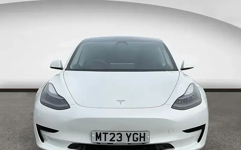 Used Tesla Model 3 RWD 208 kW (283 HP) 2023 White Sedan