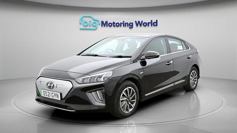 Used Hyundai Ioniq Premium 100 kW (136 HP) 2021 Black Hatchback