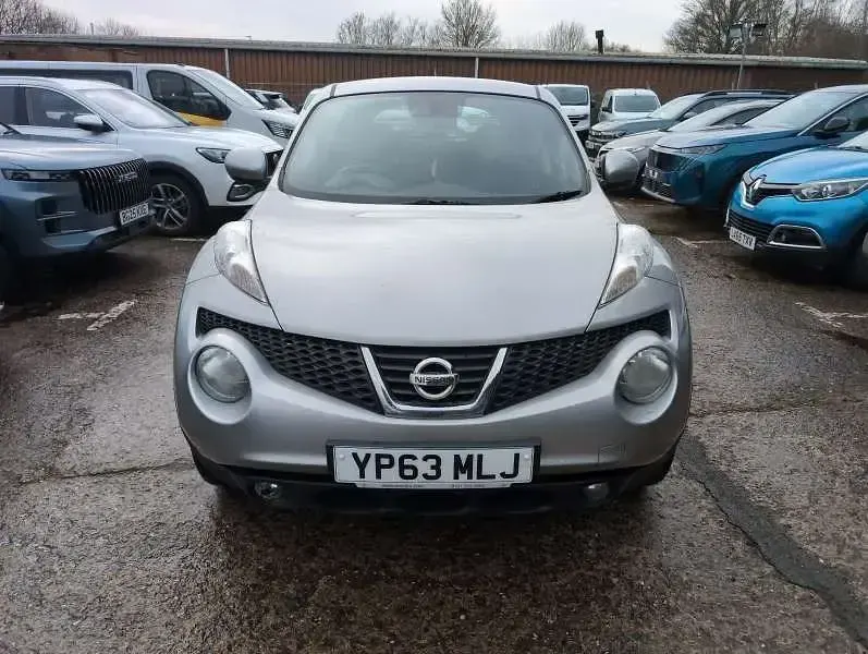 Usado Nissan Juke Acenta 2014 Plateado SUV