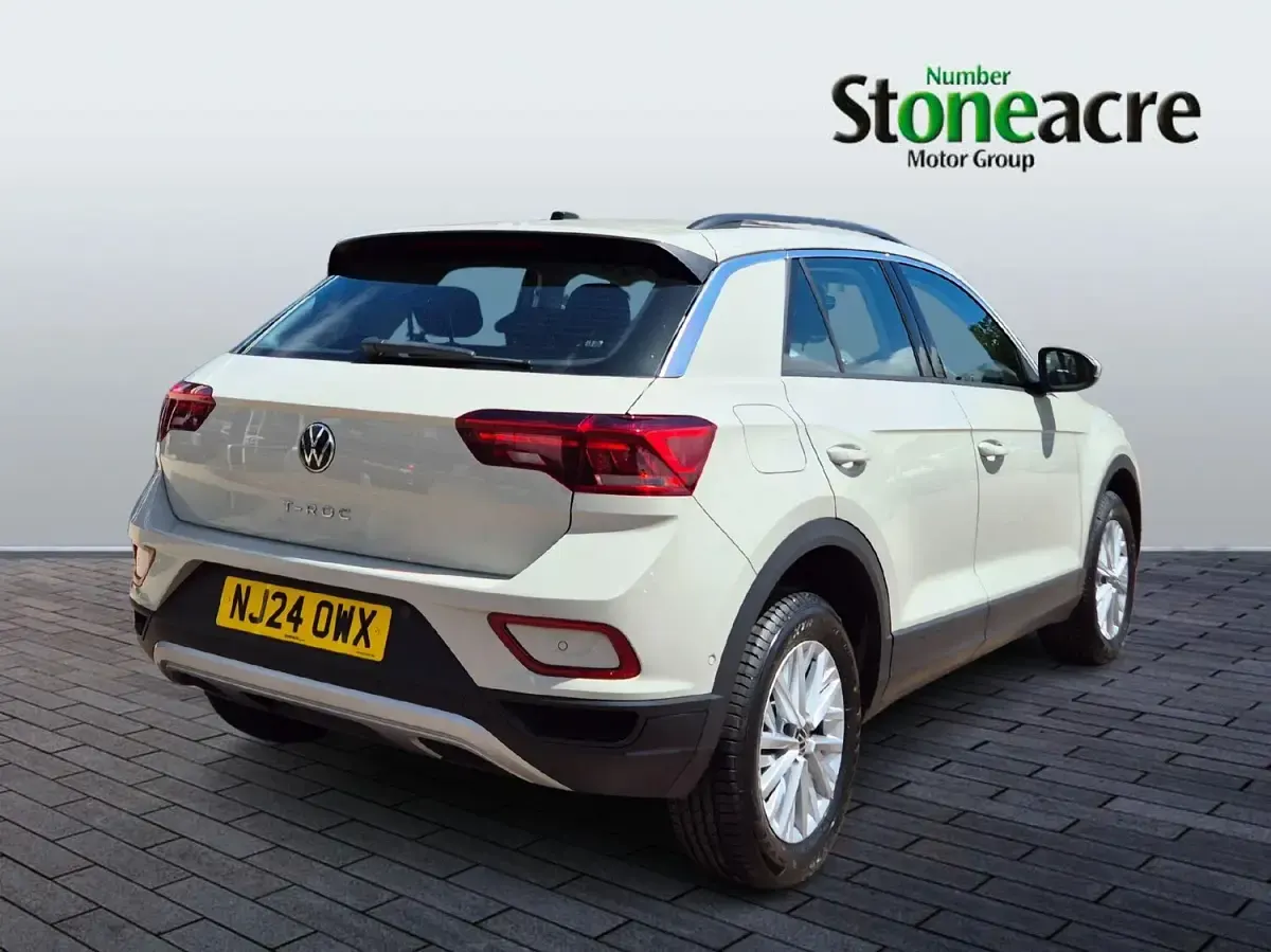 Used VW T-Roc Life 150 HP (110 kW) 2024 Grey SUV