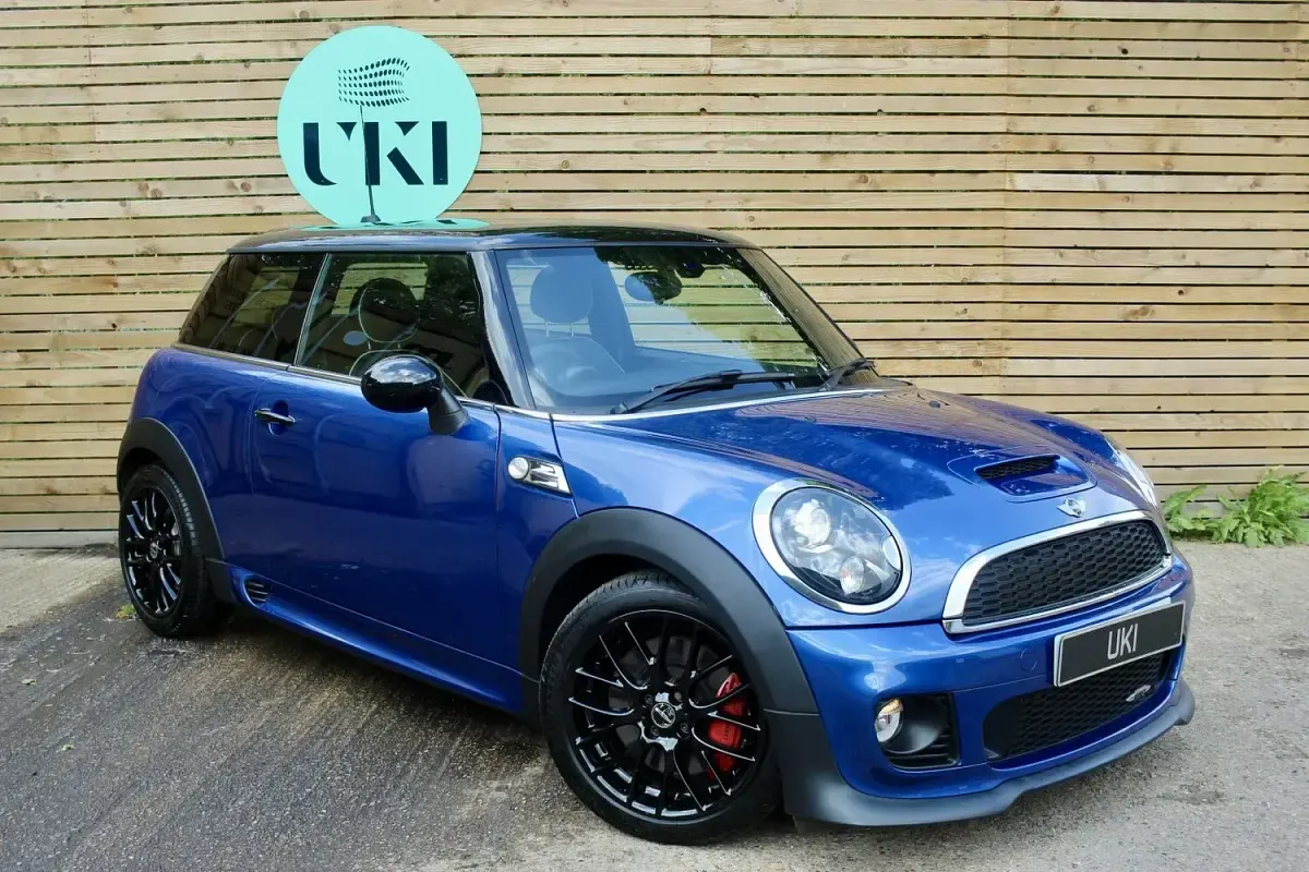Used Mini John Cooper Works Hatch 211 HP (155 kW) 2013 Blue Hatchback