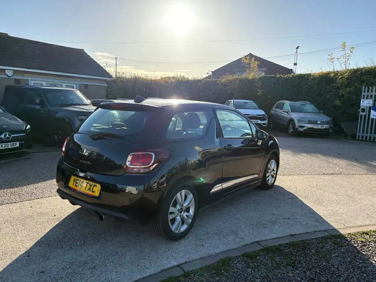 Used Citroën DS3 82 HP (60 kW) 2014 Black Hatchback