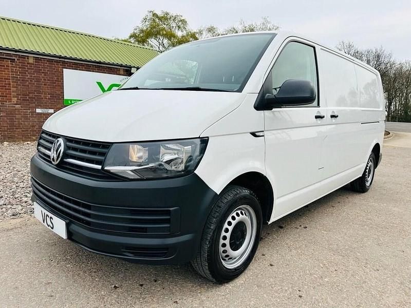 Begagnad VW Transporter Startline 2019 Vit Van