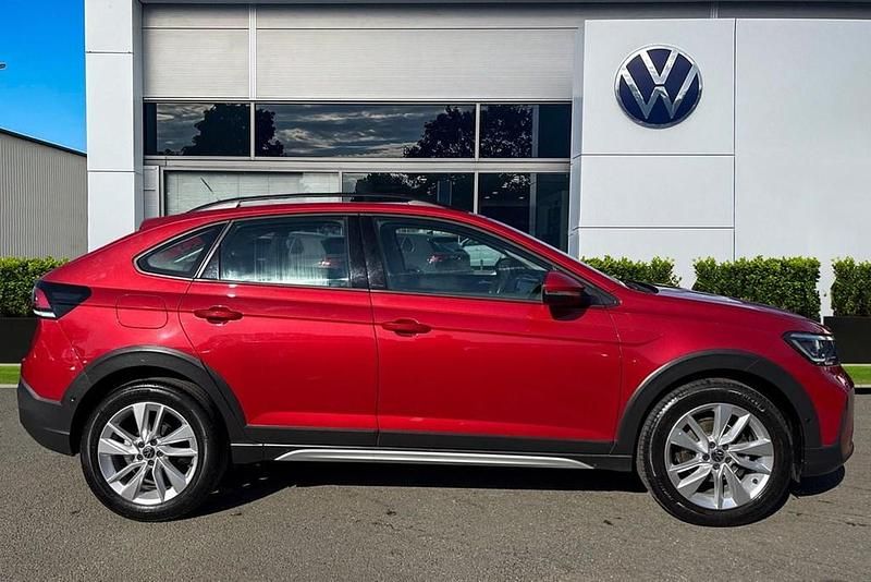 Used VW Taigo Life 110 HP (80 kW) 2022 Red SUV