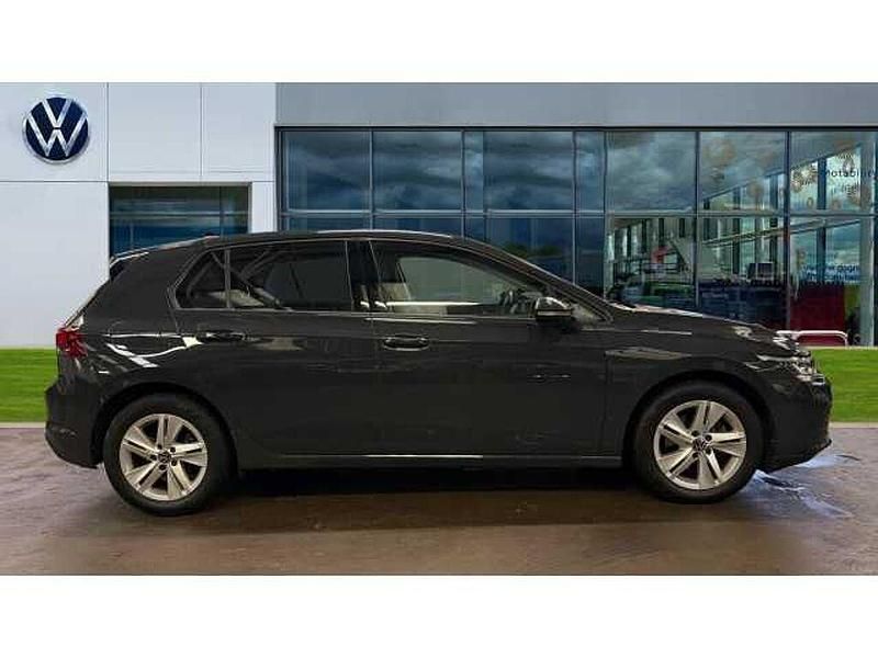 Used VW Golf VII 150 HP (110 kW) 2021 Hatchback