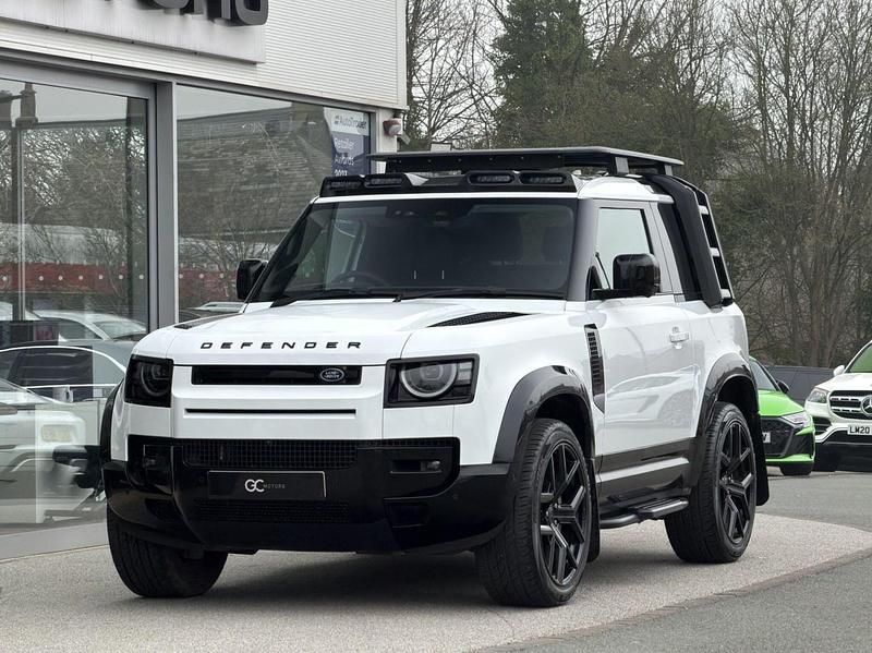 Used Land Rover Defender S 350 HP (257 kW) 2025 White SUV