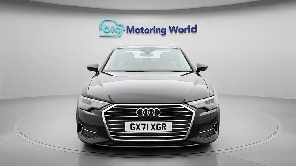 Second-hand Audi A6 Sport 204 CP (150 kW) 2021 Negru Berlinǎ