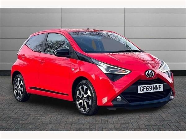 Red Used 2019 Toyota Aygo Trend Hatchback | £11,495 (Fair price) - Image 1/2