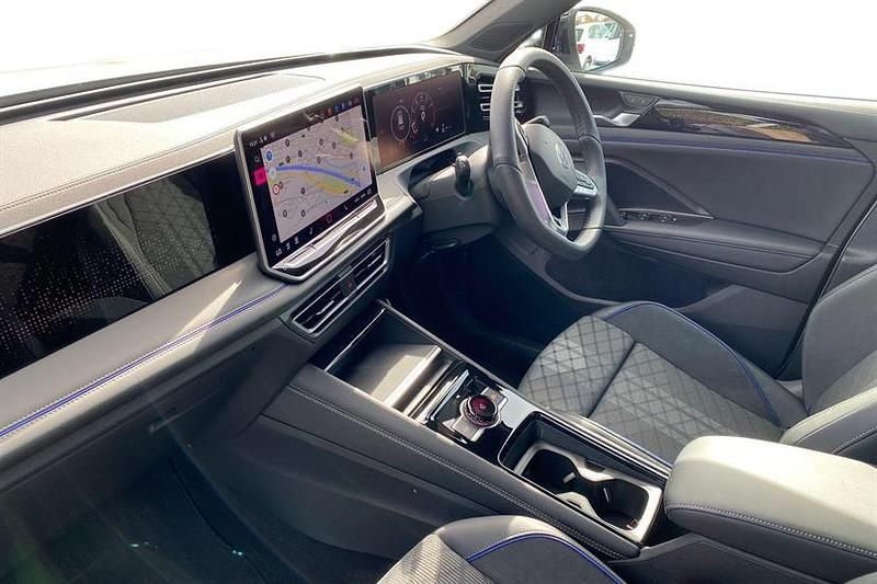 Used VW Tiguan Black Edition 204 HP (150 kW) 2026 Pure white SUV