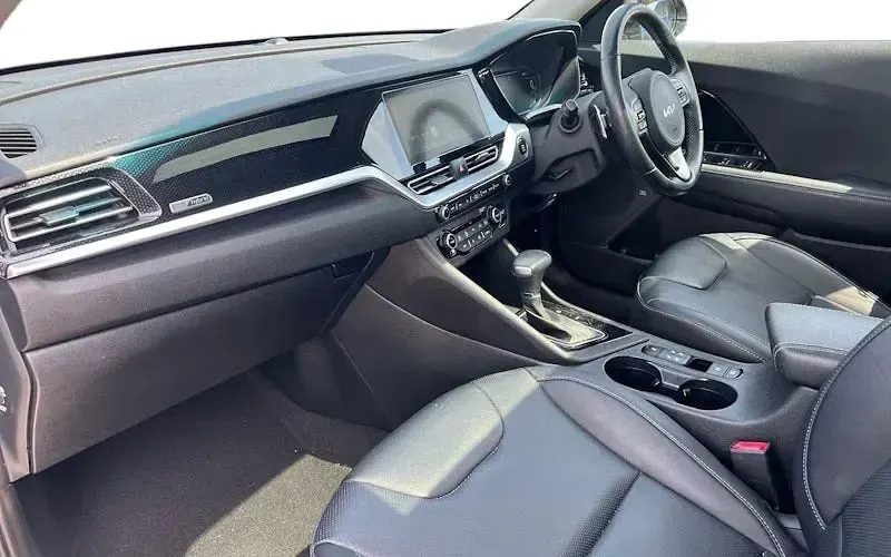 Used Kia Niro 141 HP (103 kW) 2022 Grey SUV