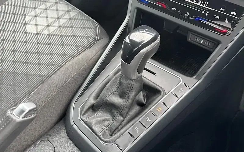 Used VW Taigo R-line 110 HP (80 kW) 2023 Grey SUV