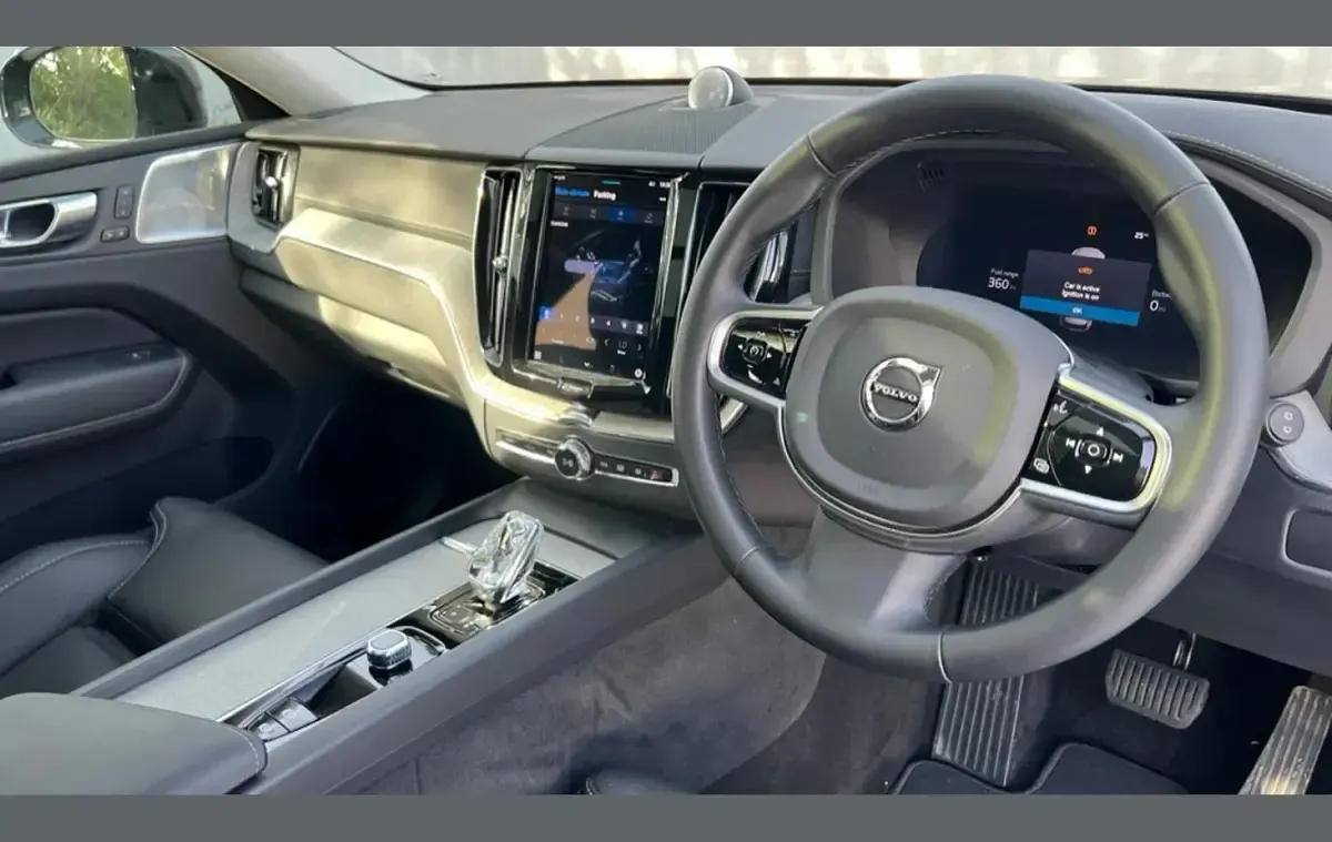 Usado Volvo XC60 Ultra 455 CV (334 kW) 2025 Negro SUV