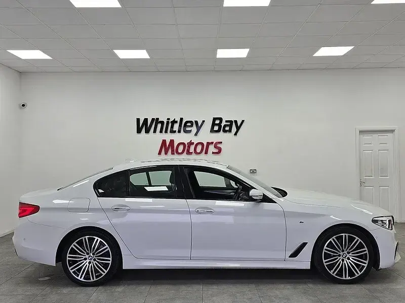 Used BMW 530 M Sport 261 HP (191 kW) 2017 White Sedan