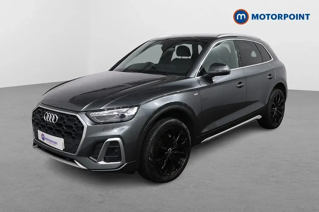 Begagnad Audi Q5 S-Line 2022 Grå SUV