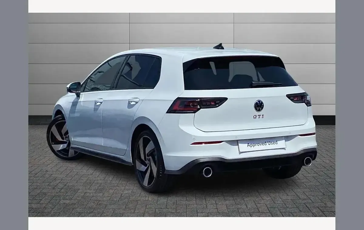 New VW Golf VIII GTI 265 HP (194 kW) 2026 White Hatchback