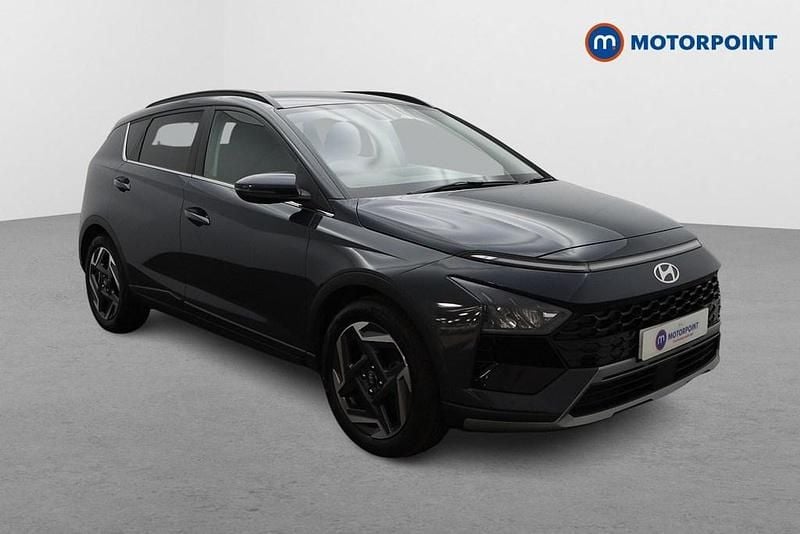 Begagnad Hyundai Bayon Premium 2024 Grå SUV