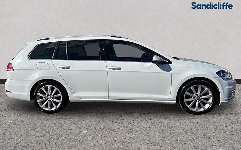 Używany VW Golf VII GT 150 KM (110 kW) 2018 Biały Kombi