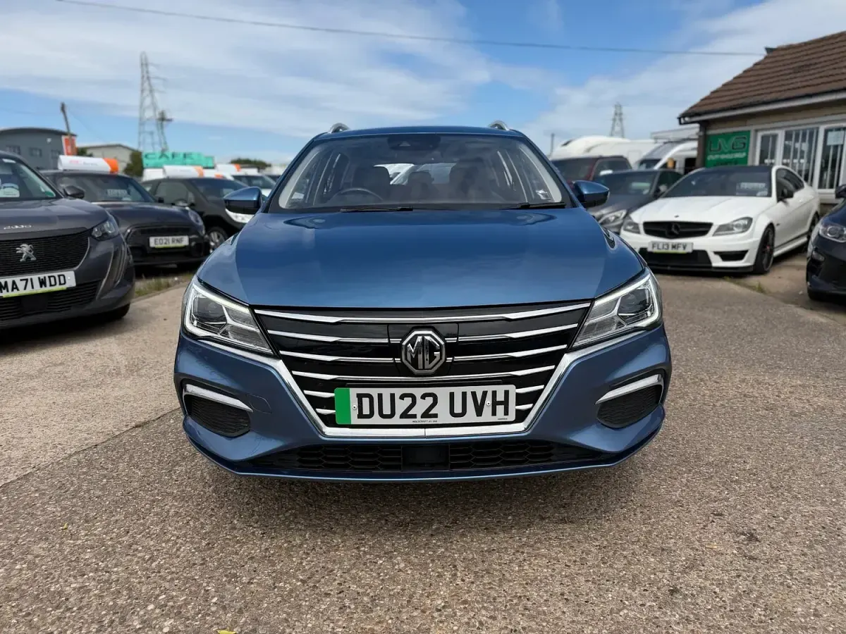 Used MG MG5 EV Exclusive 114 kW (156 HP) 2022 Blue Estate