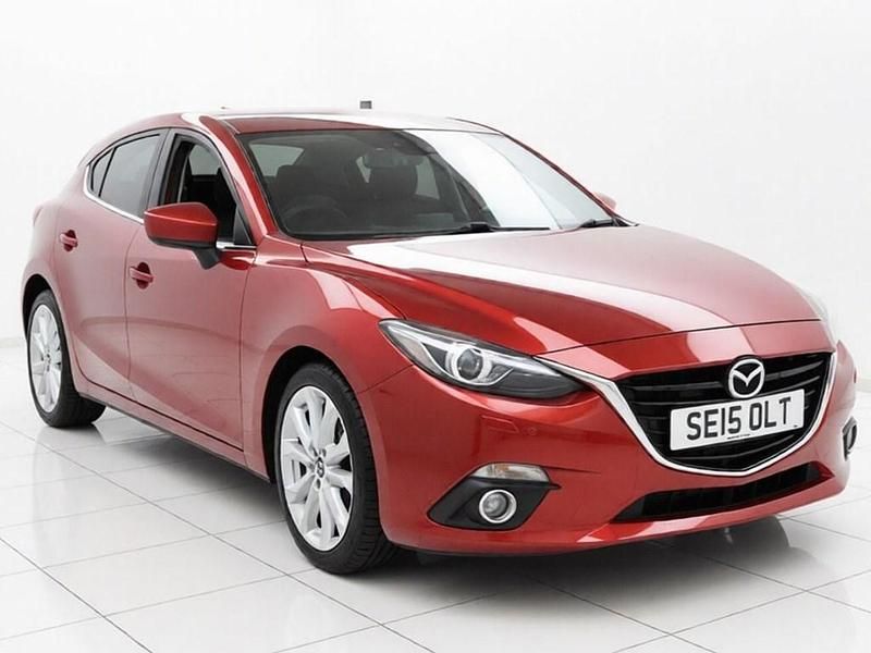 Used Mazda 3 Inclusive 121 HP (88 kW) 2015 Red Hatchback