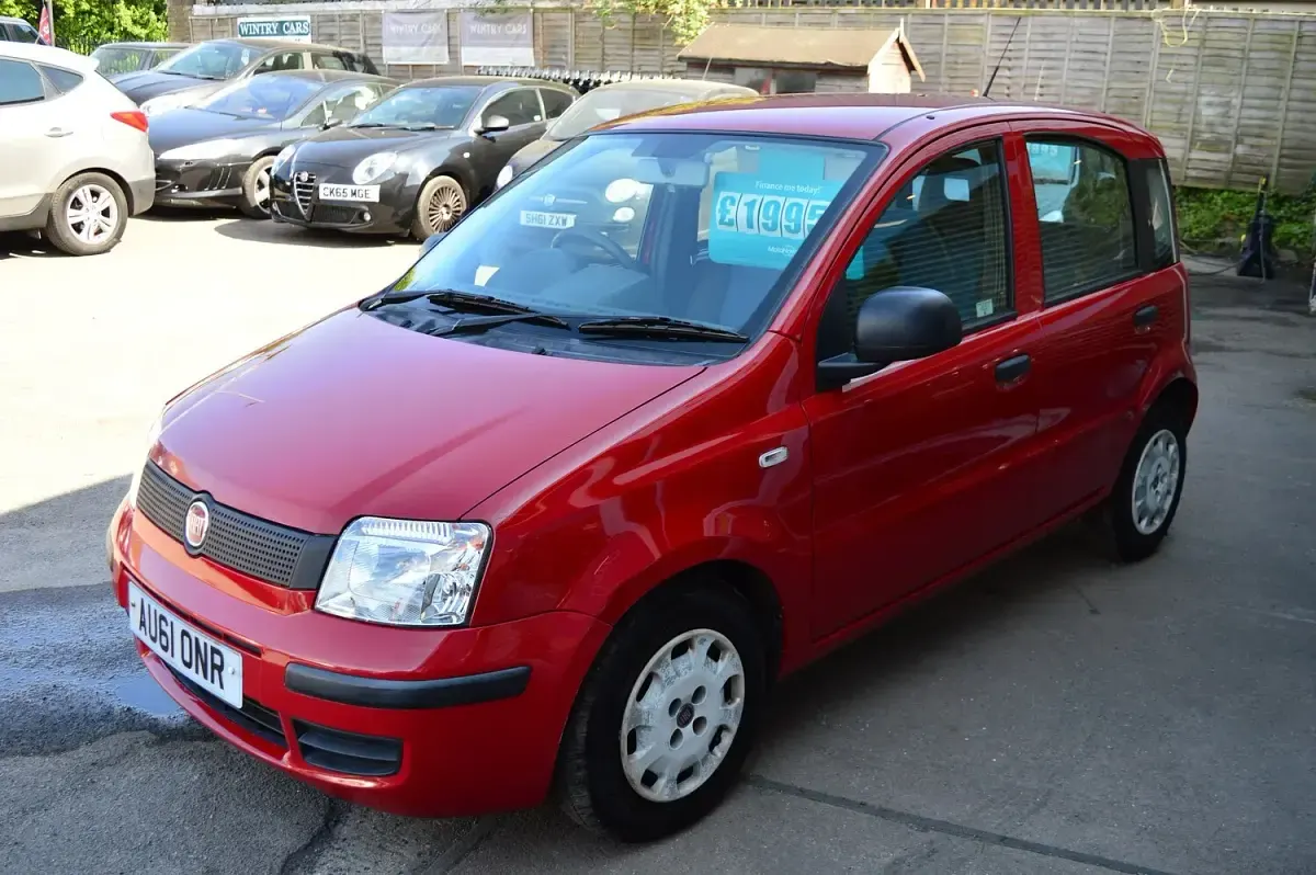 Used Fiat Panda Active 69 HP (50 kW) 2011 Red Hatchback