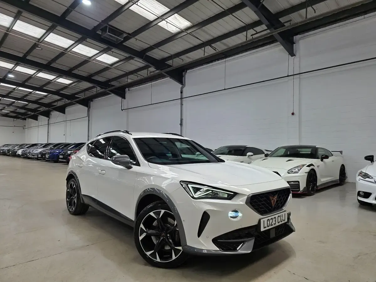 Used Cupra Formentor VZ2 241 HP (177 kW) 2023 White SUV