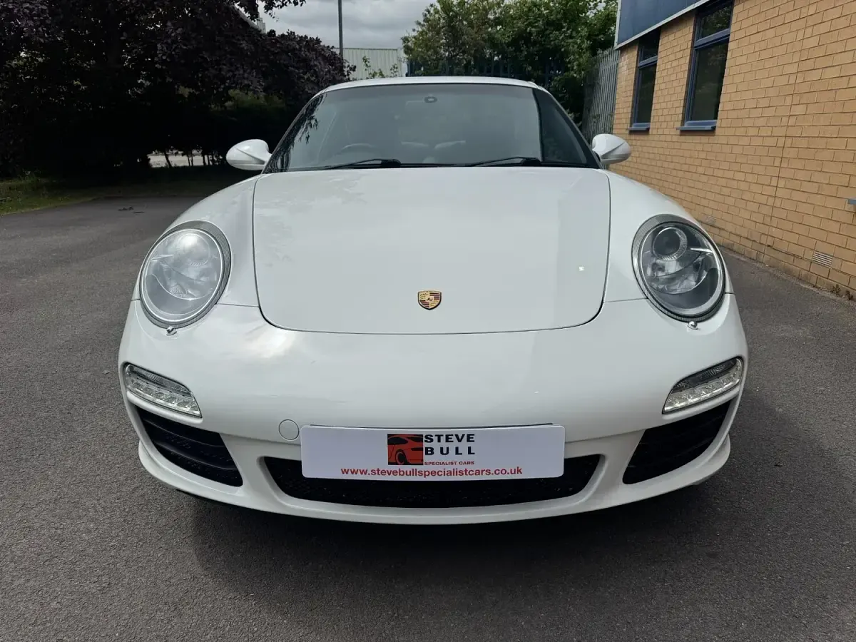 Used Porsche 911 2009 White Coupe