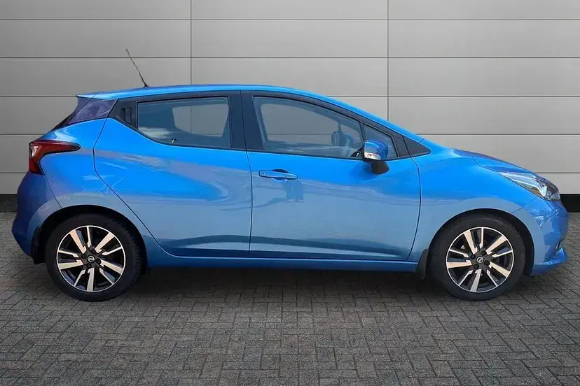 Used Nissan Micra Acenta 100 HP (73 kW) 2019 Power blue Hatchback